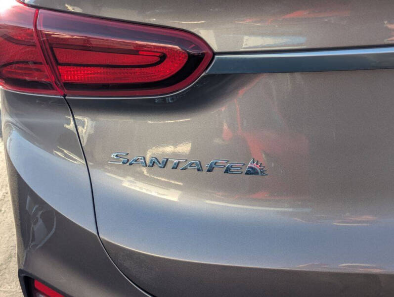 2019 Hyundai Santa Fe SE 2.4L