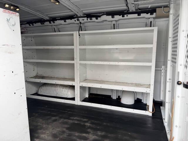 2017 Chevrolet Express 2500