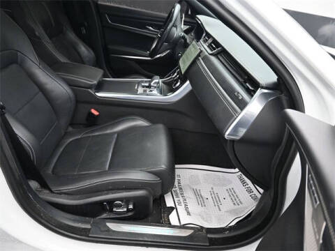 2022 Jaguar XF P300 R-Dynamic SE