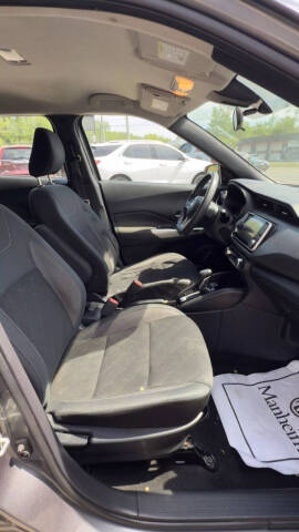 2020 Nissan Kicks SV