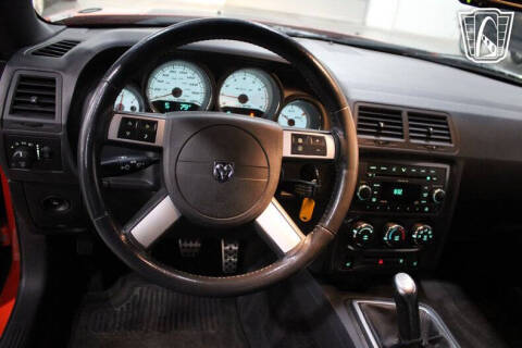 2009 Dodge Challenger SRT8