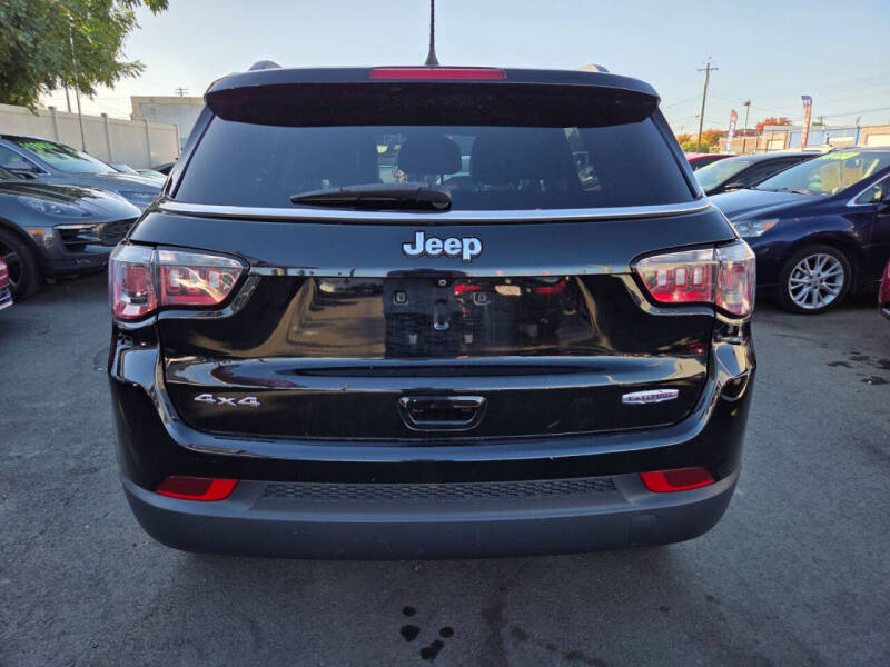 2018 Jeep Compass Latitude