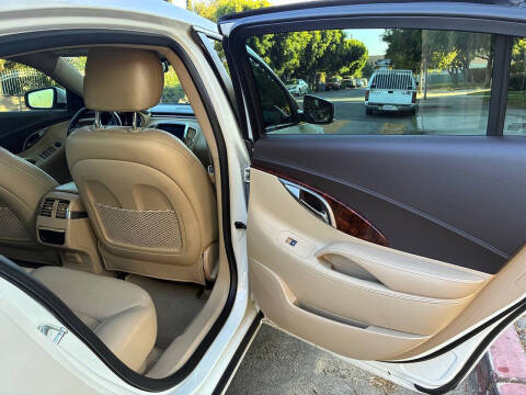 2011 Ford Fiesta SES