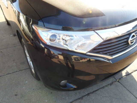 2017 Nissan Quest SV