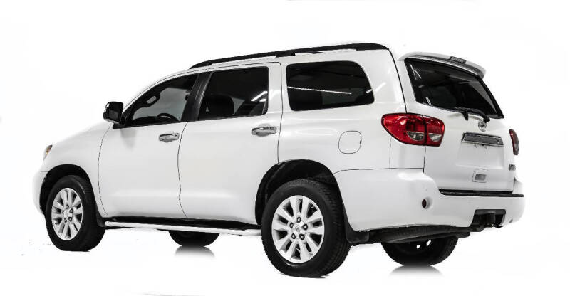 2011 Toyota Sequoia Platinum