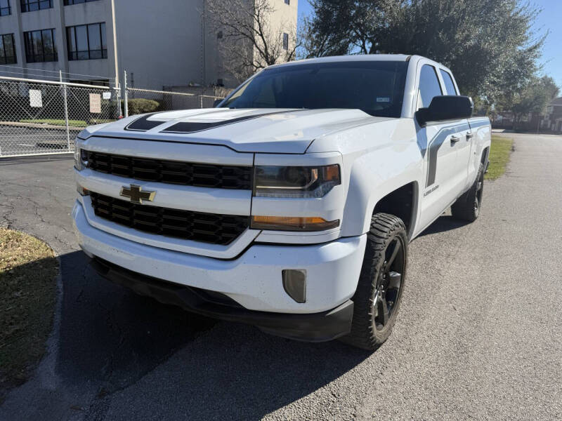 2017 Chevrolet Silverado 1500 Custom
