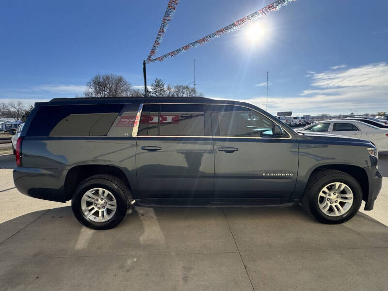 2020 Chevrolet Suburban LT