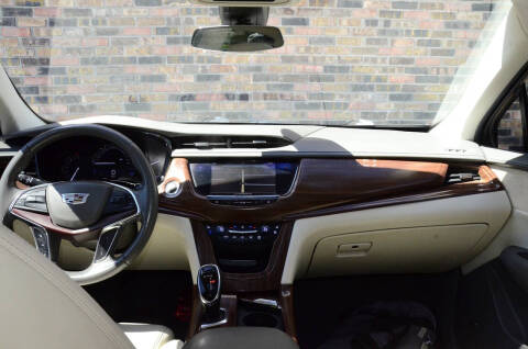 2017 Cadillac XT5 Premium Luxury