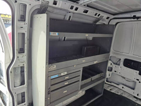 2017 Chevrolet Express 2500