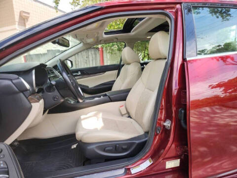 2017 Nissan Maxima Platinum