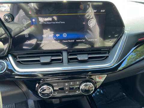 2025 Chevrolet Trax RS