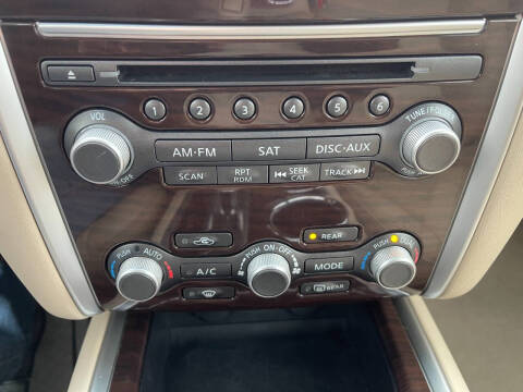 2015 Nissan Pathfinder SL