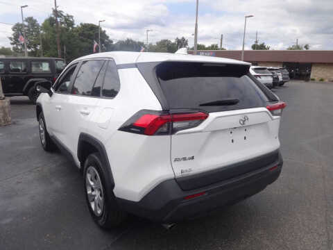 2022 Toyota RAV4 LE