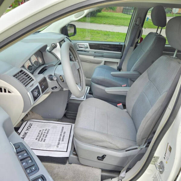 2010 Dodge Grand Caravan SXT