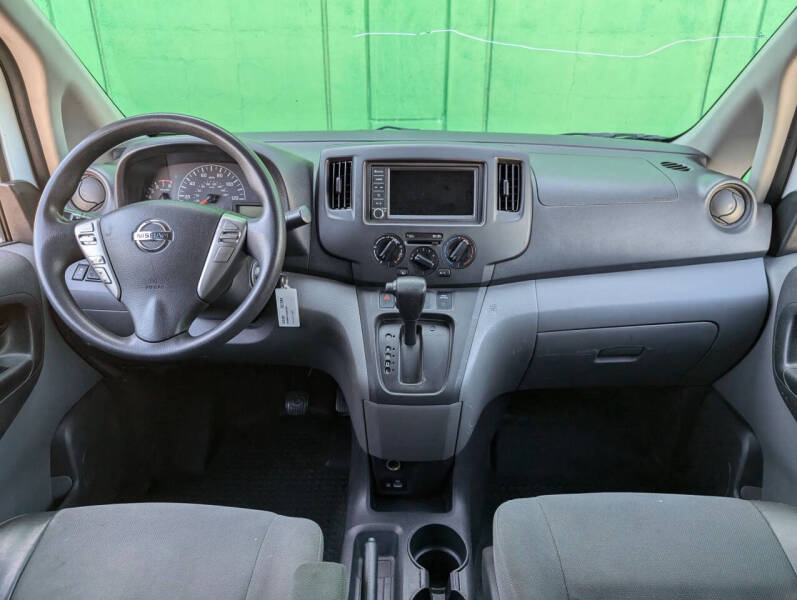 2020 Nissan NV200