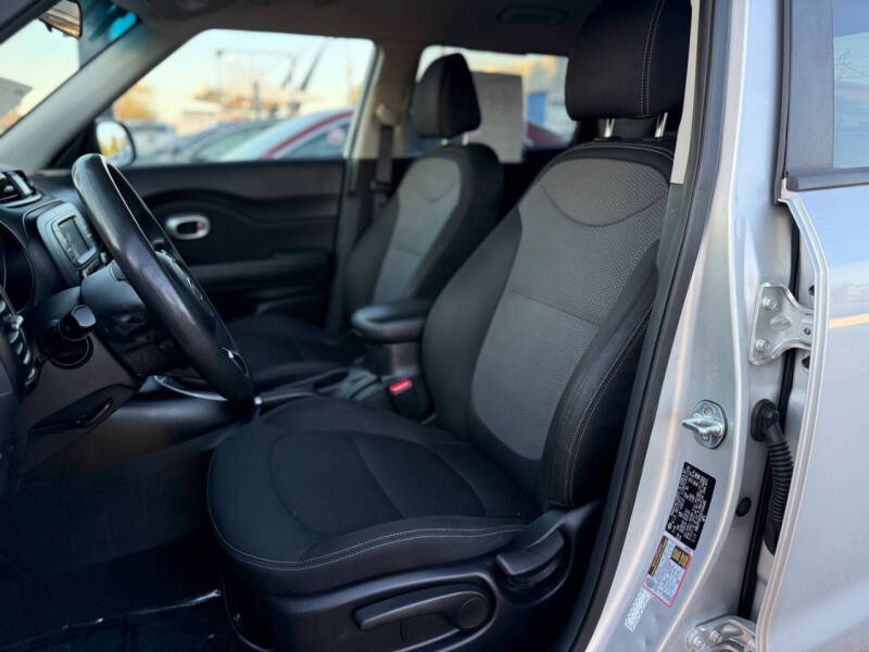 2017 Kia Soul +