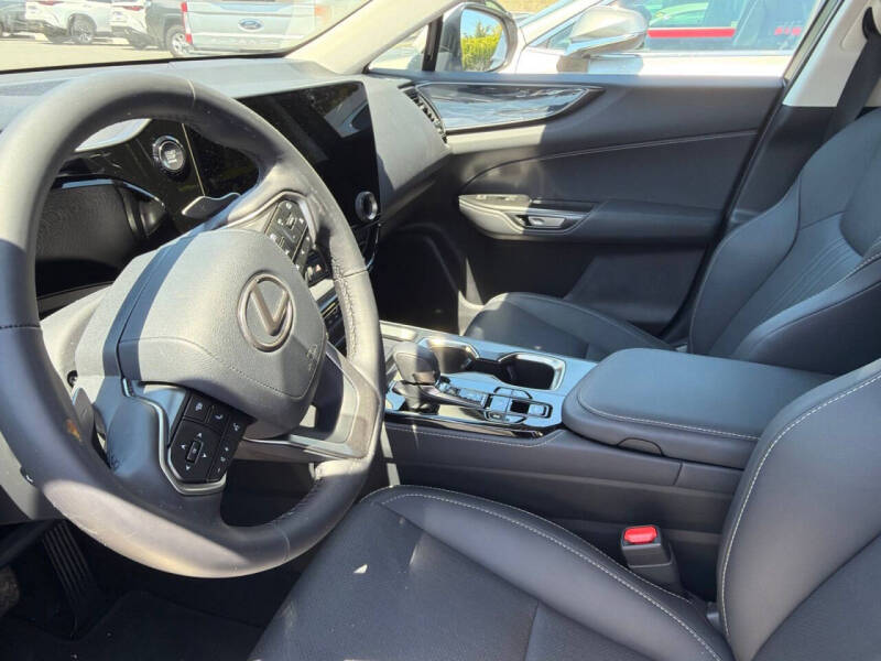 2025 Lexus NX 350 Premium