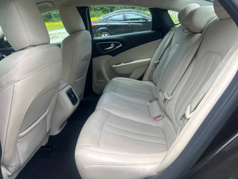 2015 Chrysler 200 C