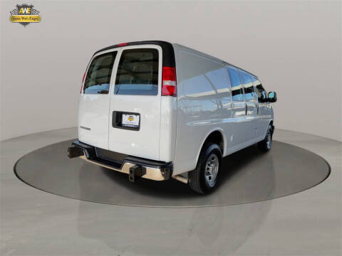 2023 Chevrolet Express 2500