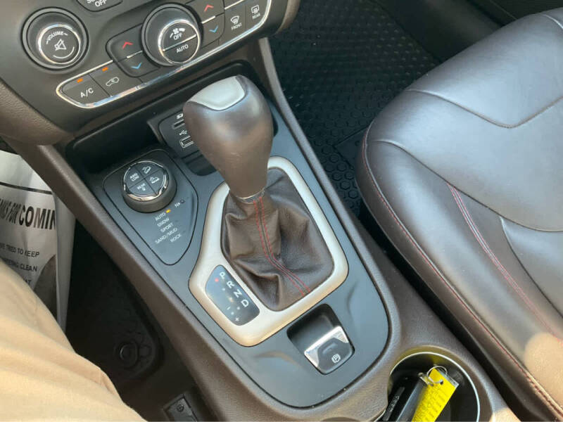 2019 Jeep Cherokee Trailhawk