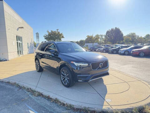 2016 Volvo XC90 T6 Momentum