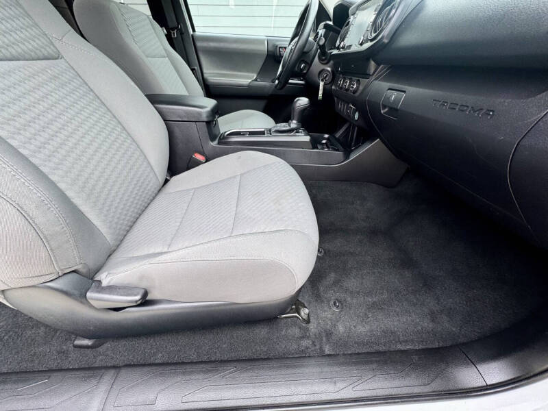 2021 Toyota Tacoma SR