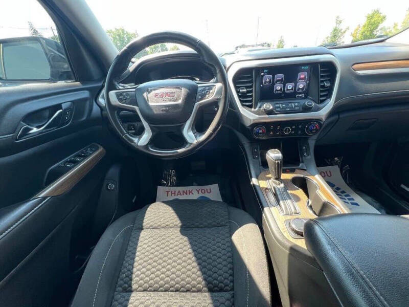 2019 GMC Acadia SLE-2