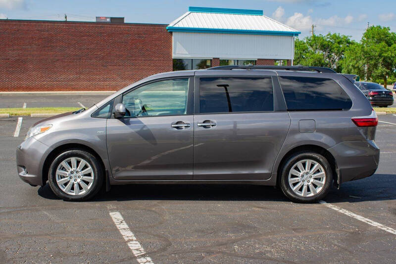 2017 Toyota Sienna