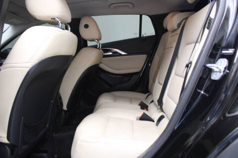 2017 Infiniti QX30 Premium
