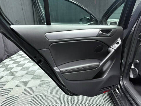 2013 Volkswagen Golf R 4Motion