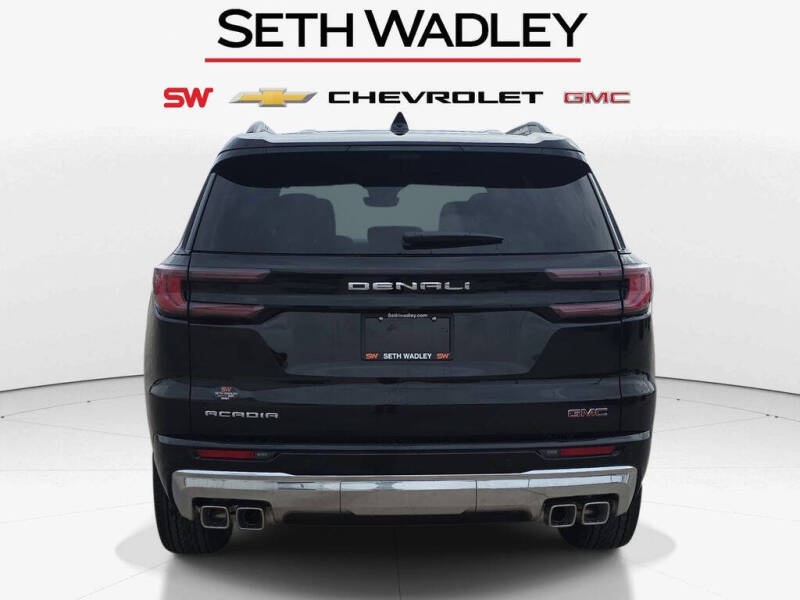 2026 GMC Acadia Denali