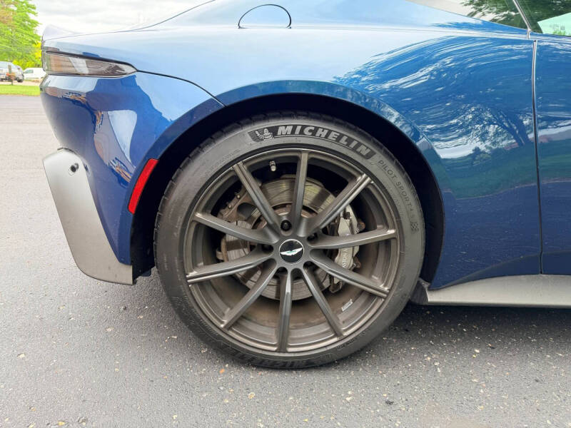 2020 Aston Martin Vantage