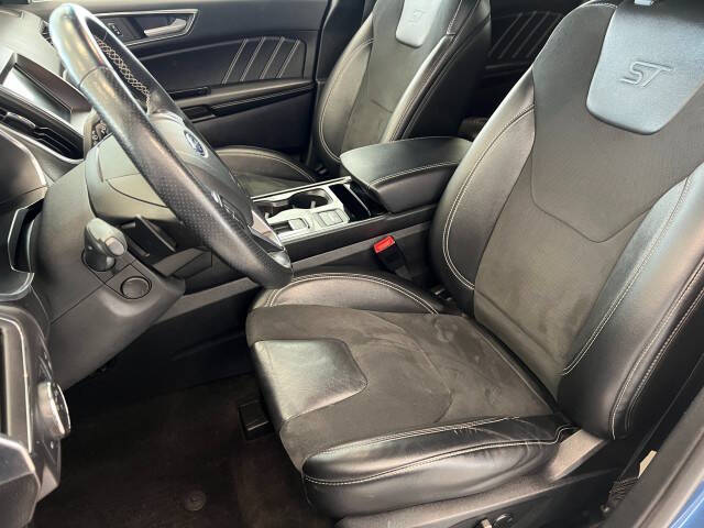 2020 Ford Edge ST