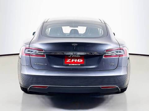 2015 Tesla Model S 70D