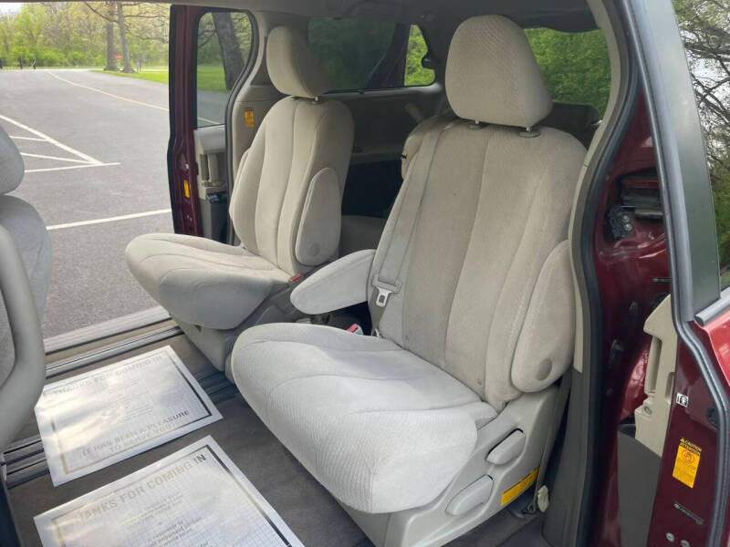 2014 Toyota Sienna