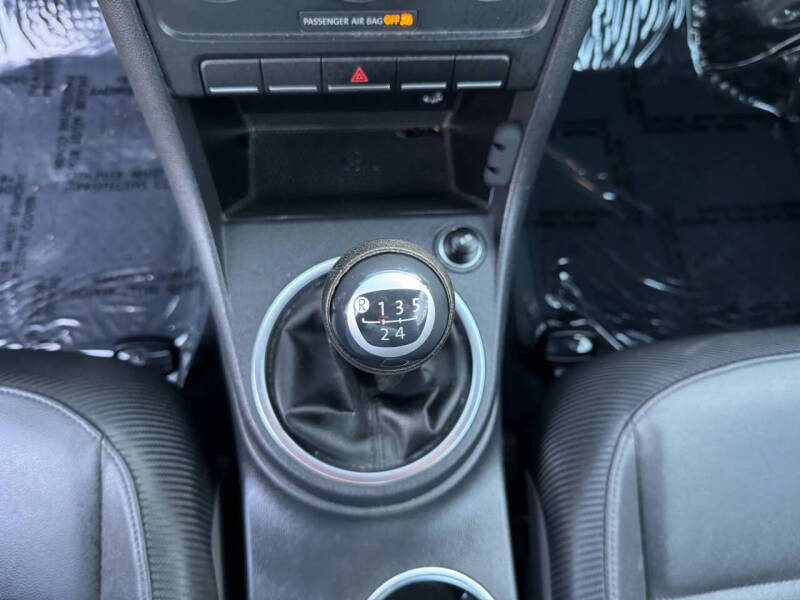 2012 Volkswagen Beetle