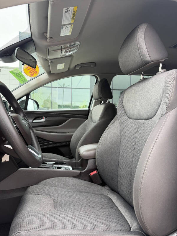2019 Hyundai Santa Fe SE 2.4L