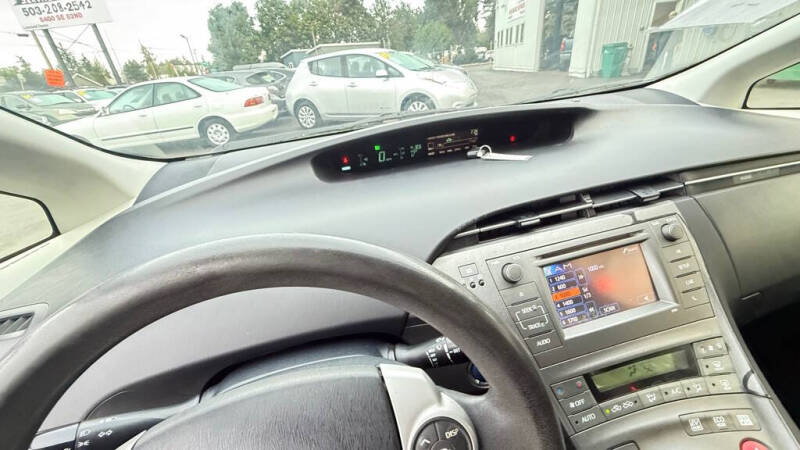 2014 Toyota Prius One