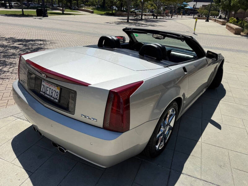 2008 Cadillac XLR