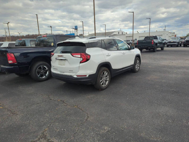 2022 GMC Terrain SLT