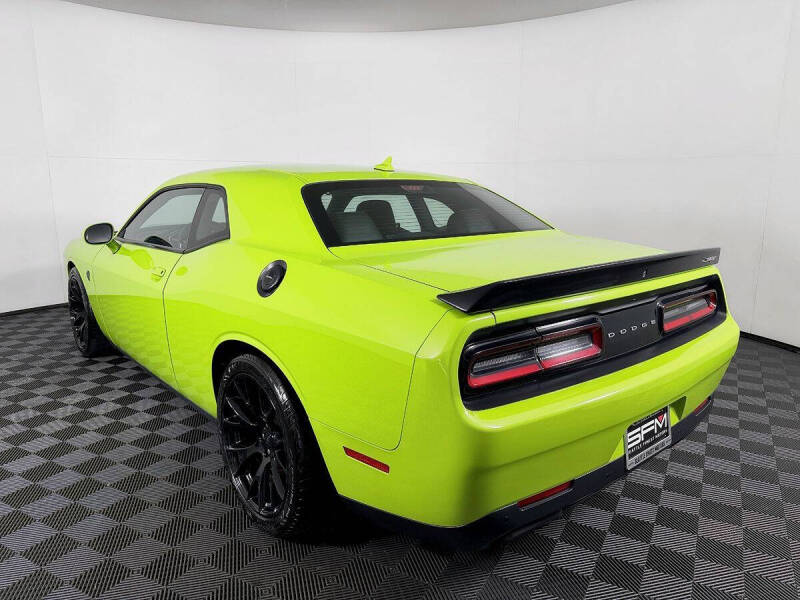2015 Dodge Challenger SRT Hellcat