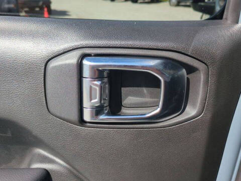 2025 Jeep Gladiator Willys