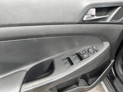 2017 Hyundai Tucson SE Plus