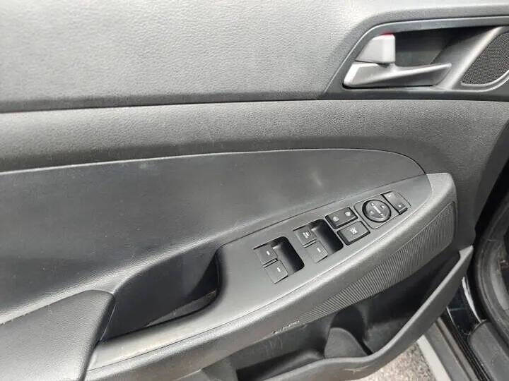 2017 Hyundai Tucson SE Plus