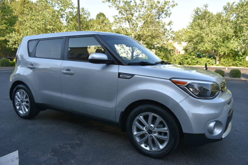 2017 Kia Soul +