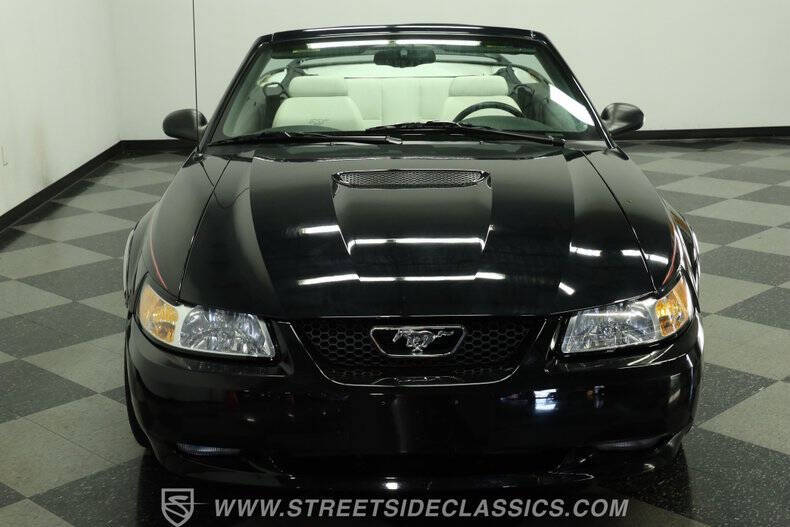 2000 Ford Mustang GT