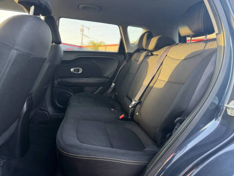 2014 Kia Soul +