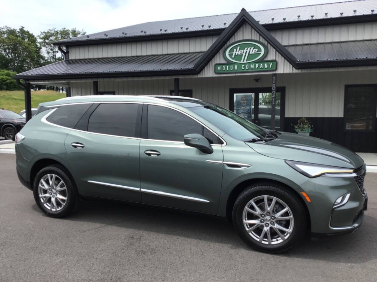2023 Buick Enclave Premium AWD's photo