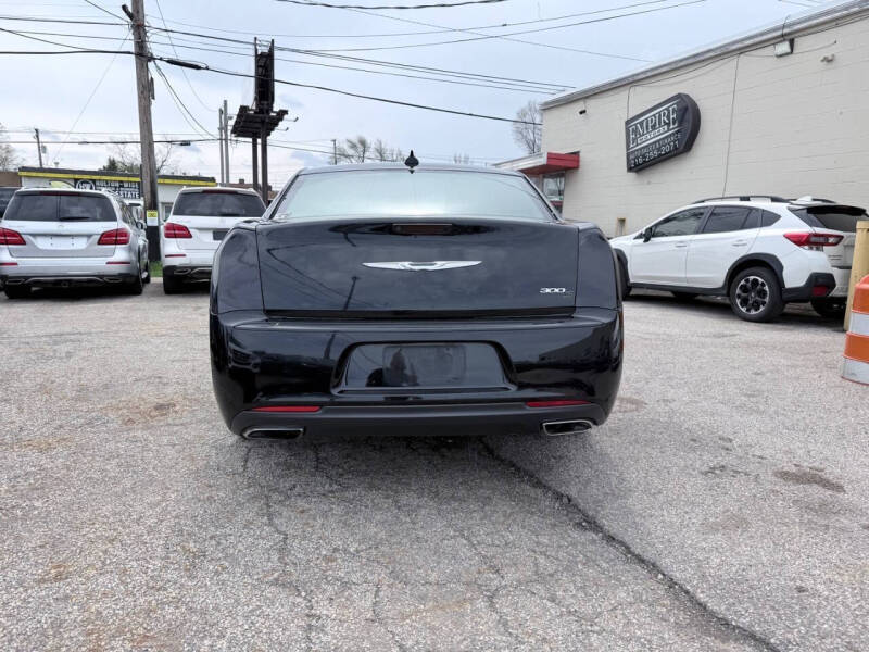 2017 Chrysler 300 S