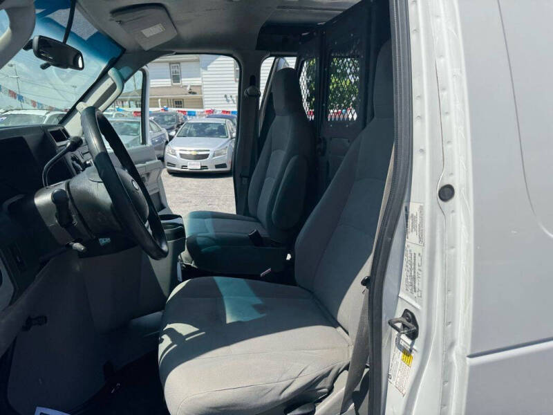 2012 Ford E-Series E-250